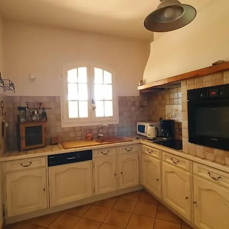Les Oliviers Villa *